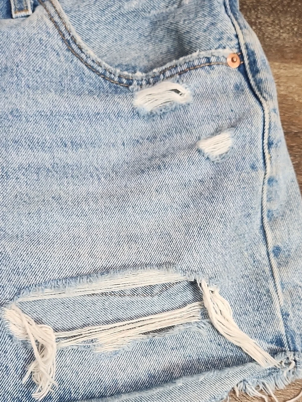 Levi's 501 Cut-Off Denim Shorts (Size 32)